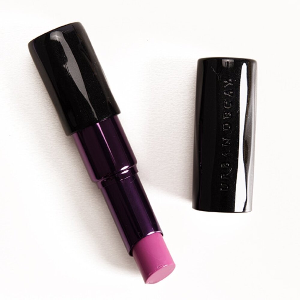 Urban Decay: Matte Bittersweet Revolution Lipstick
